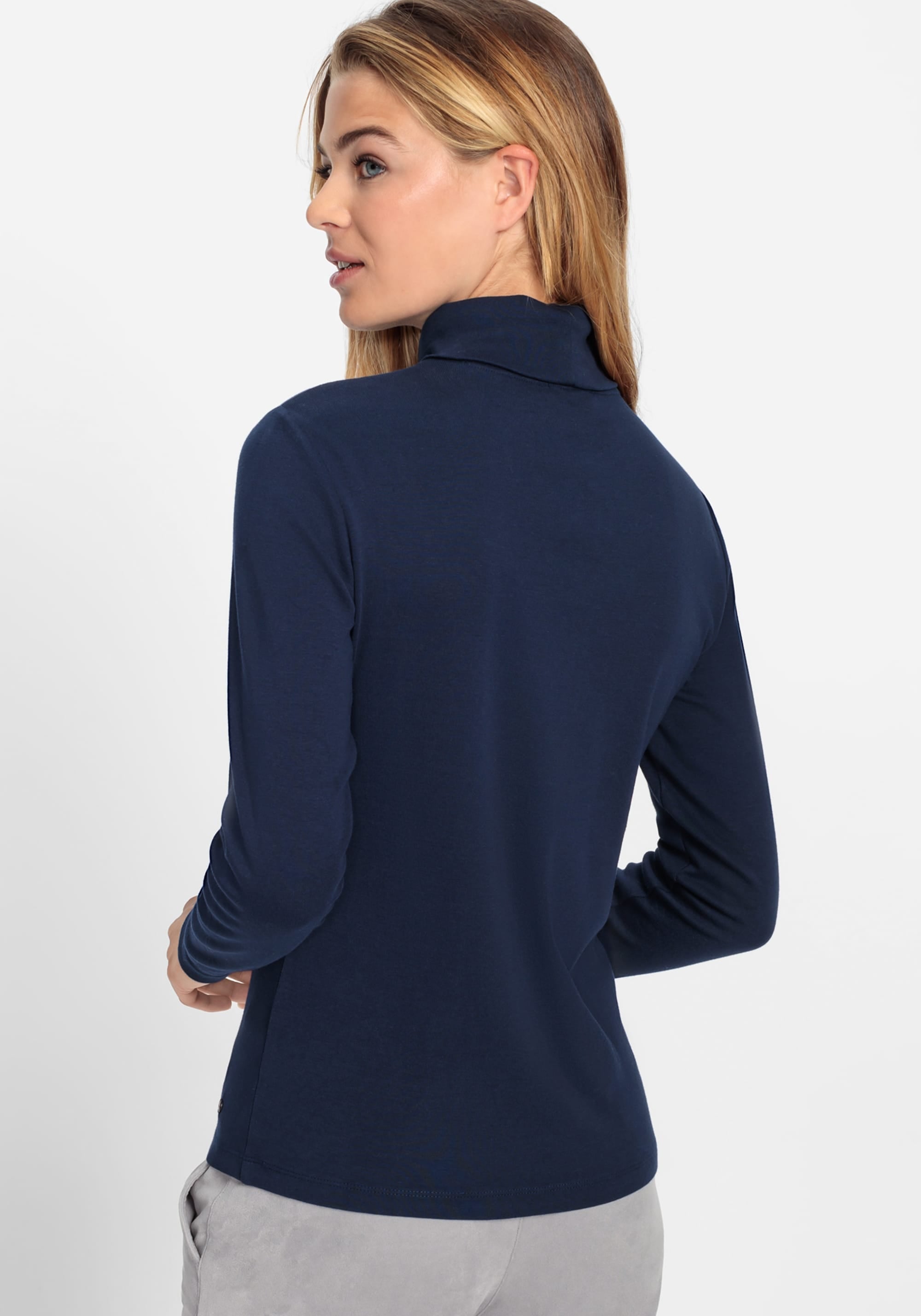Edmonton Essence™ | Timeless Turtleneck Sweater