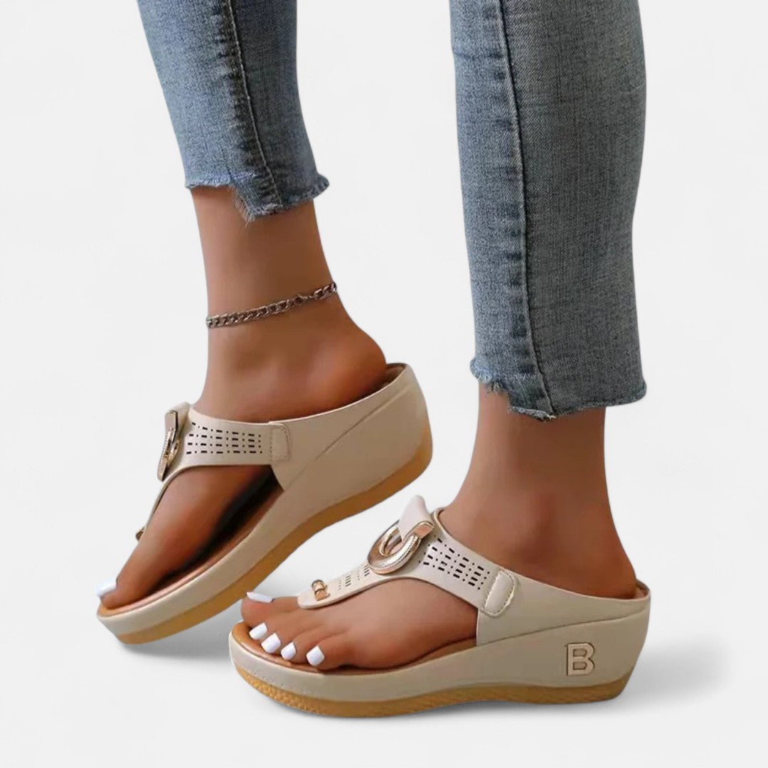Edmonton Essence™ | Comfortable Wedge Sandals
