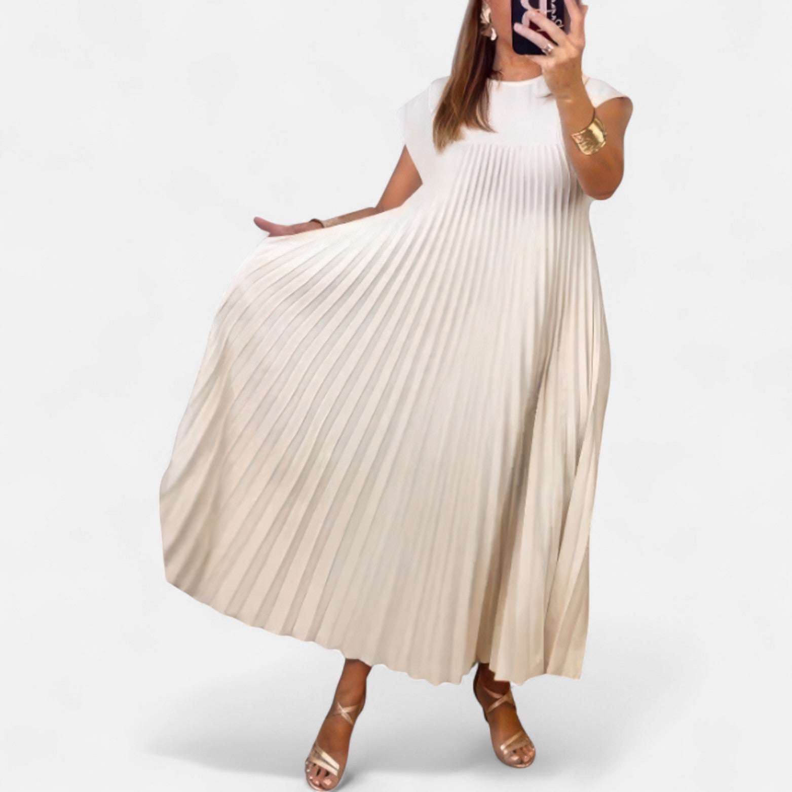 Edmonton Essence™ | Chic Pleated Dress