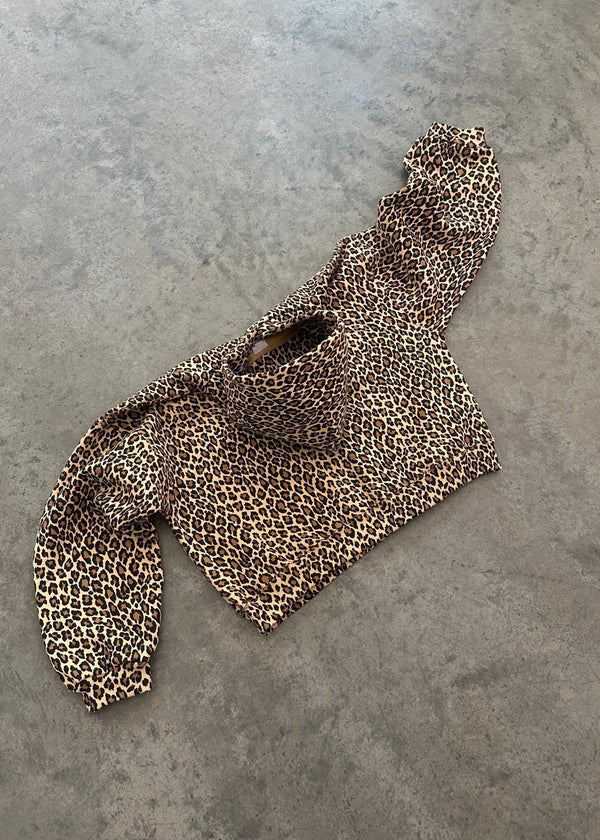 Edmonton Essence™ | Stylish Leopard Hoodie