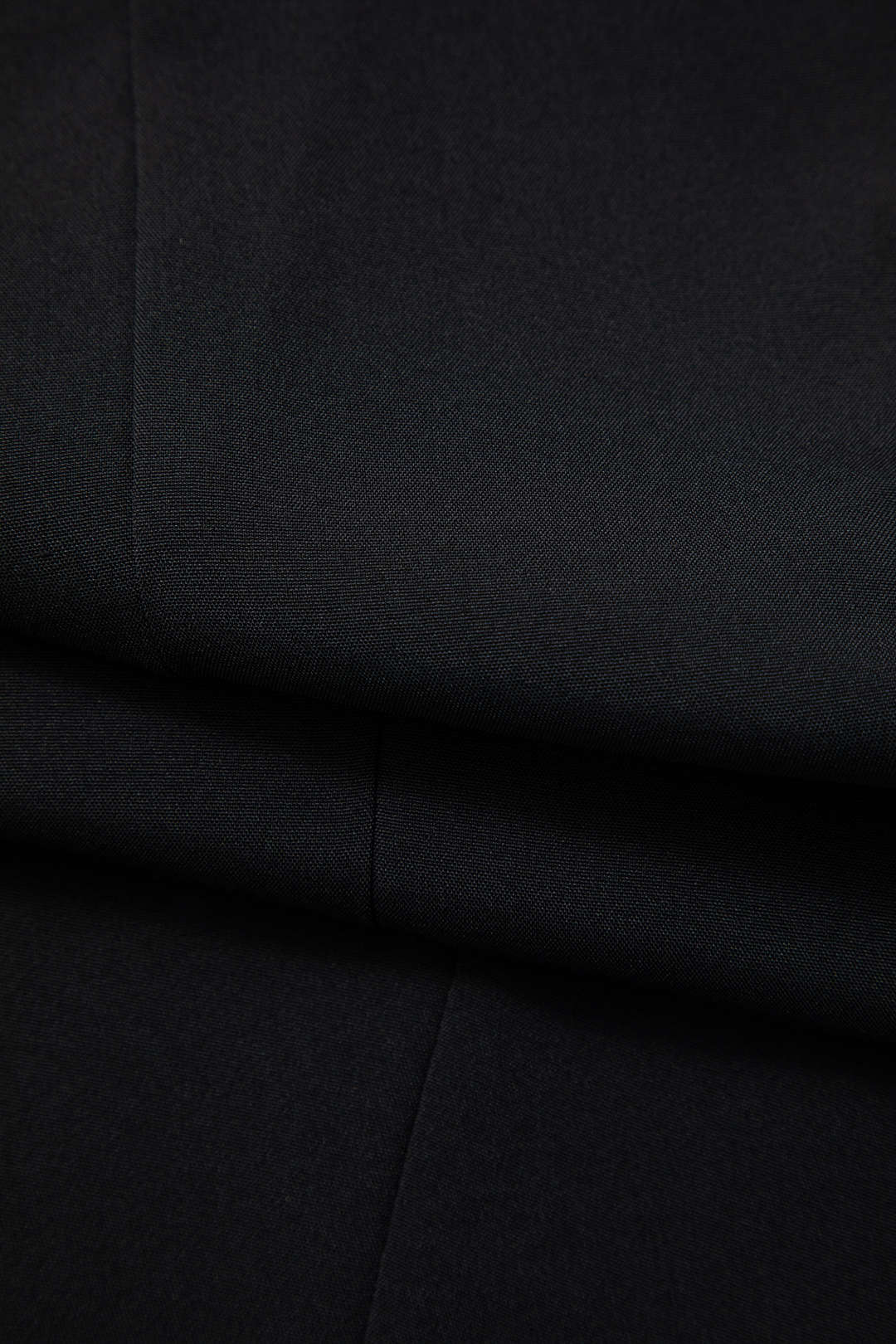 Edmonton Essence™ | Chic Pleated Trousers