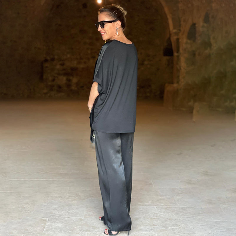 Edmonton Essence™ | Shiny V-Neck Set