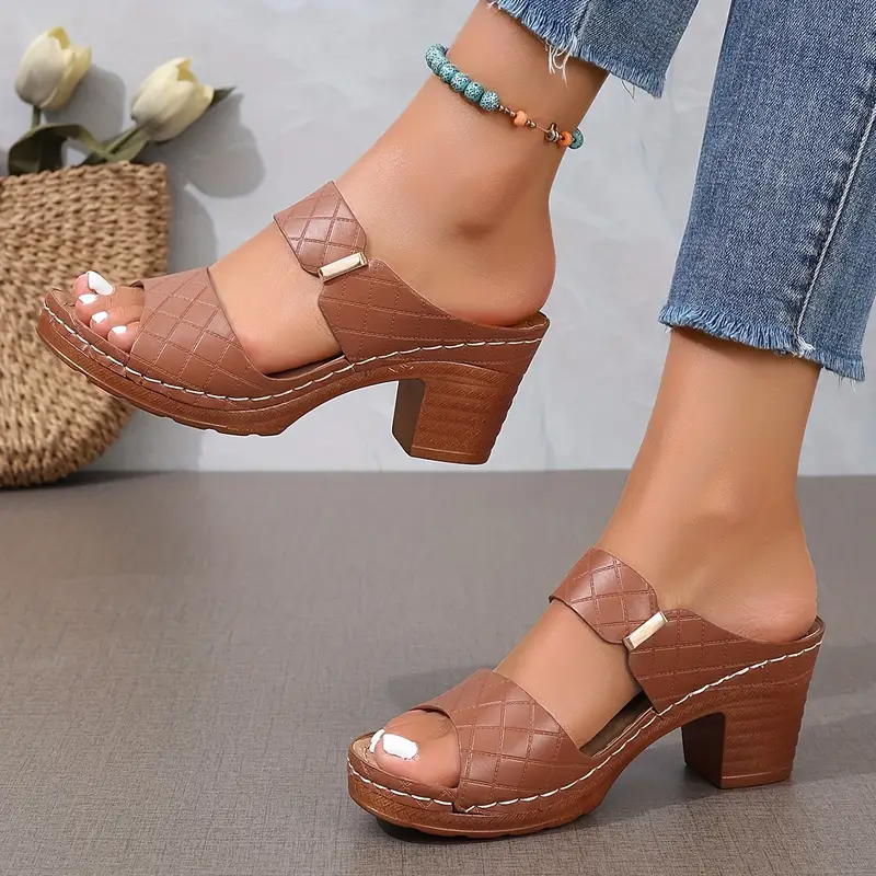 Edmonton Essence™ | Chic Comfortable Sandals