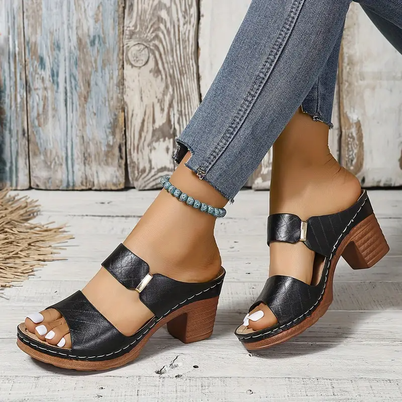 Edmonton Essence™ | Chic Comfortable Sandals